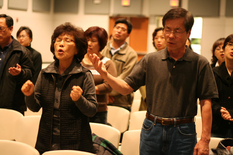 111308-pray (13).jpg